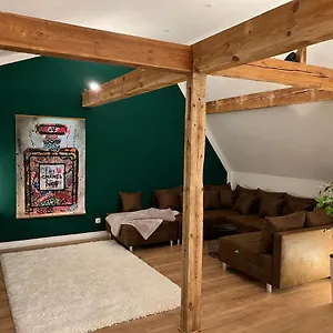 Apartment Super